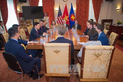 វៀតណាមសន្យាបង្កលក្ខណះងាយស្រួលសំរាប់សហគ្រាសអាមេរិកបោះទុនវិនិយោគនិងធ្វើអាជីវកម្ម